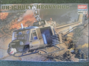  1/35 2199 UH-1C HUEY HEAVY HOG